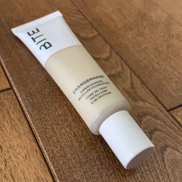 Changemaker Supercharged Micellar Foundation - Picture 2 of 4